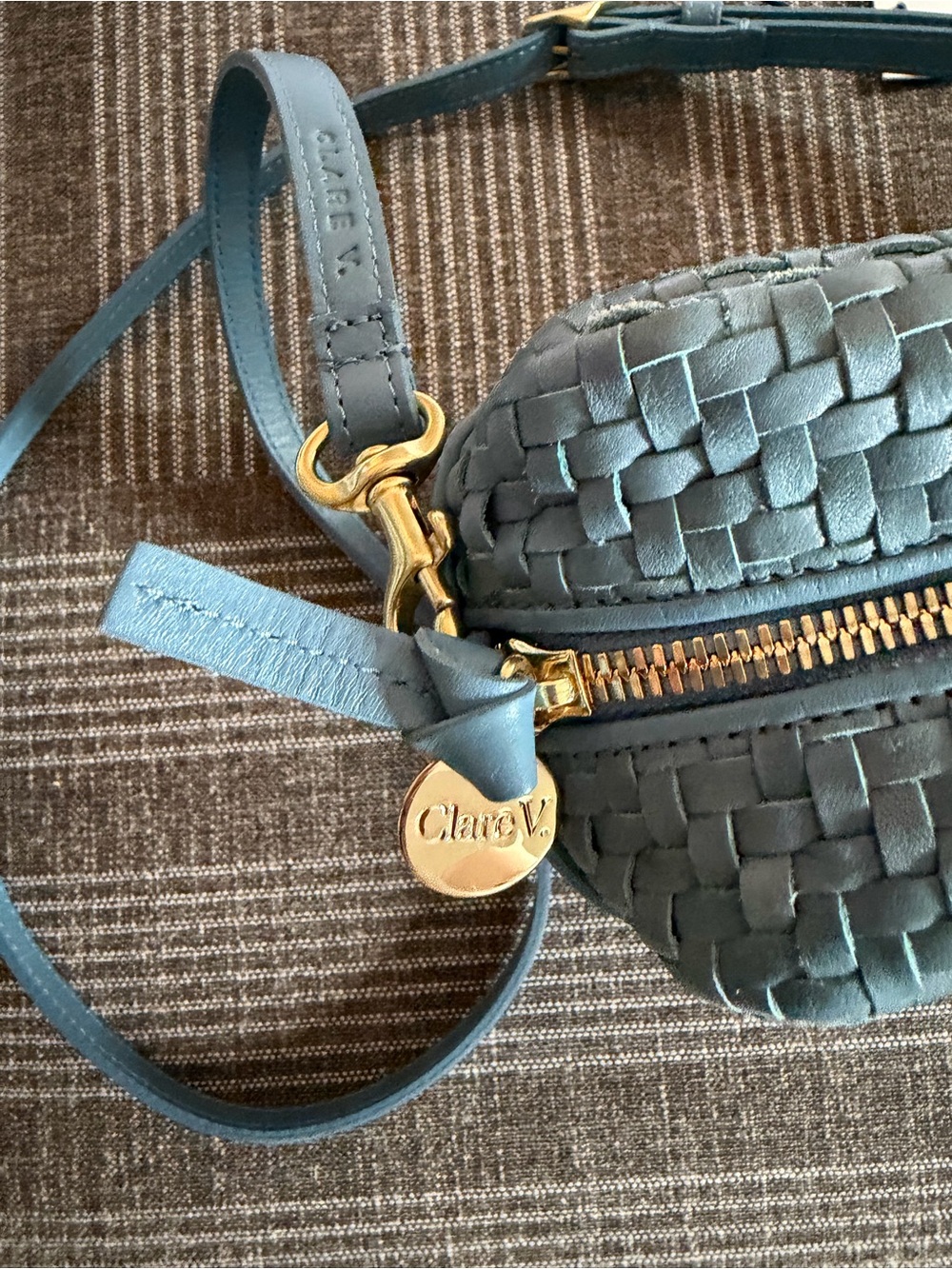 Like new Clare v Marisol with adjustable strap - Picture 3 of 6